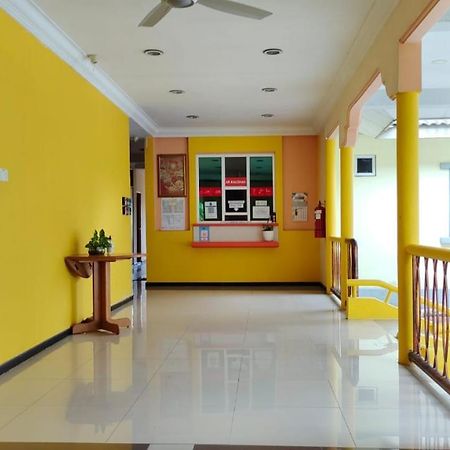 Raudhah Rest Inn Tangkak Zewnętrze zdjęcie